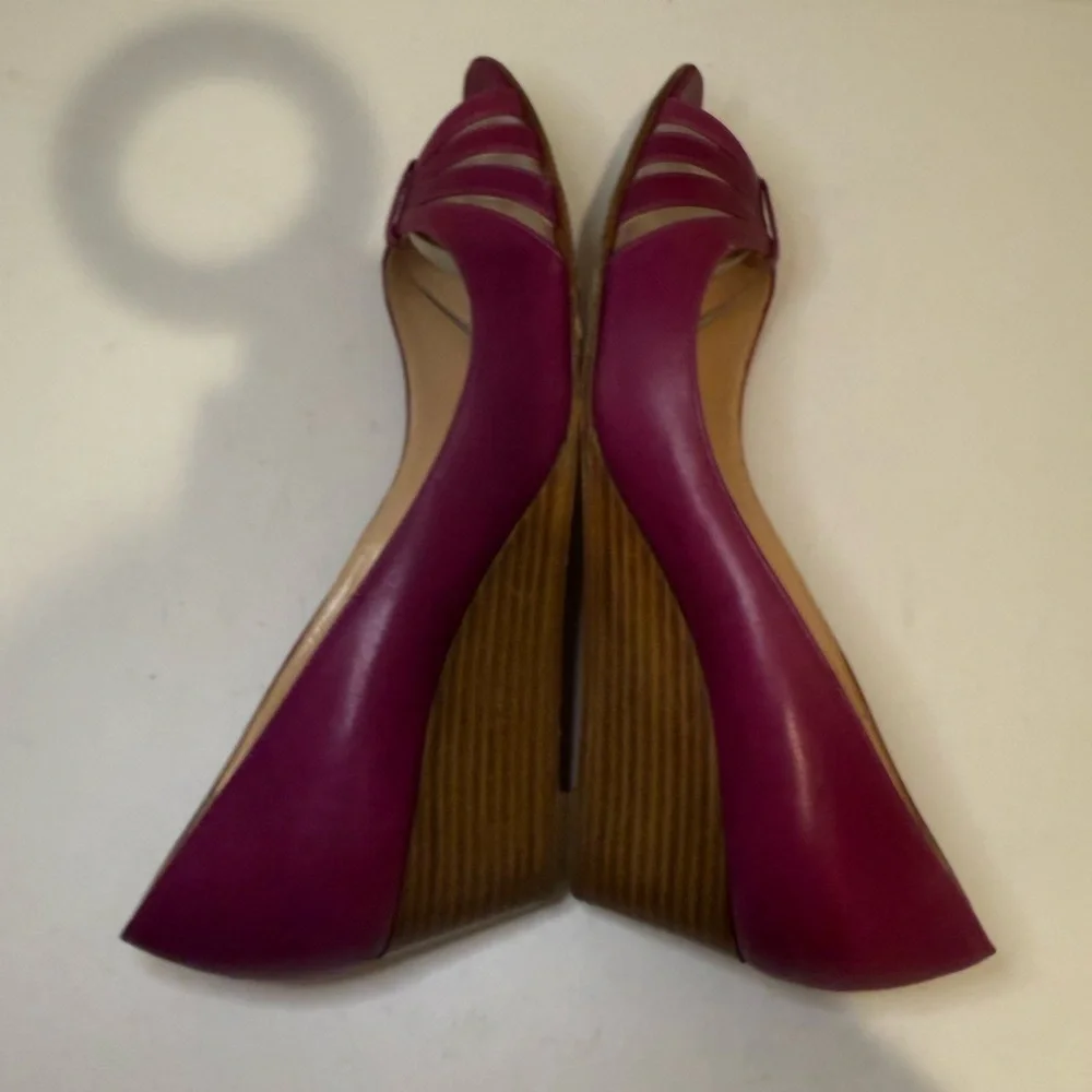 CHRISTIAN LOUBOUTIN Vintage Y2K Fuchsia Purple Peep-Toe Wedges Mesh Cutouts 40.5